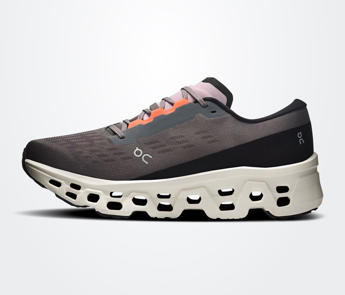 ON CLOUDMOSTER 3